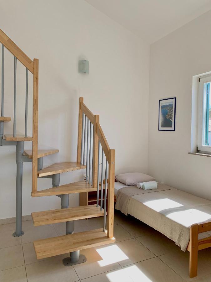 Apartments Happy Stay Center Baska Extérieur photo
