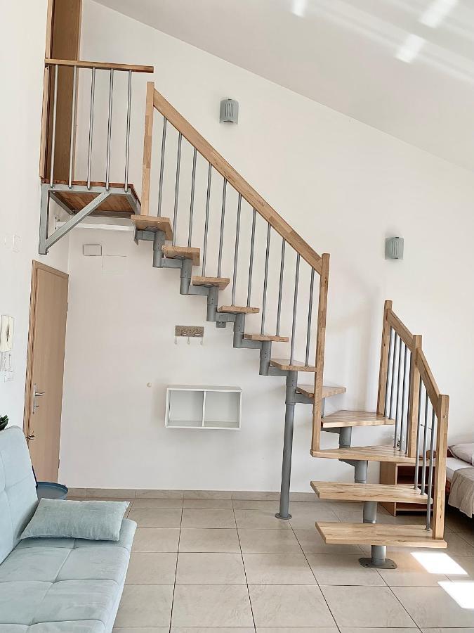 Apartments Happy Stay Center Baska Extérieur photo