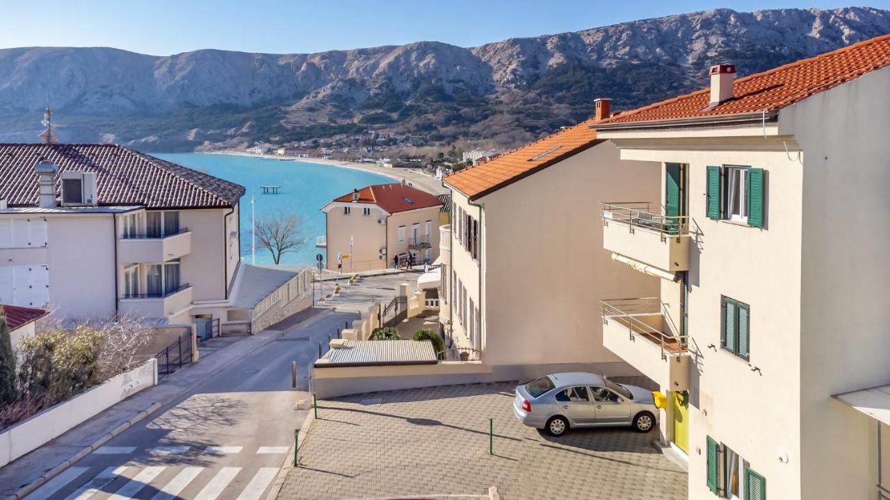 Apartments Happy Stay Center Baska Extérieur photo